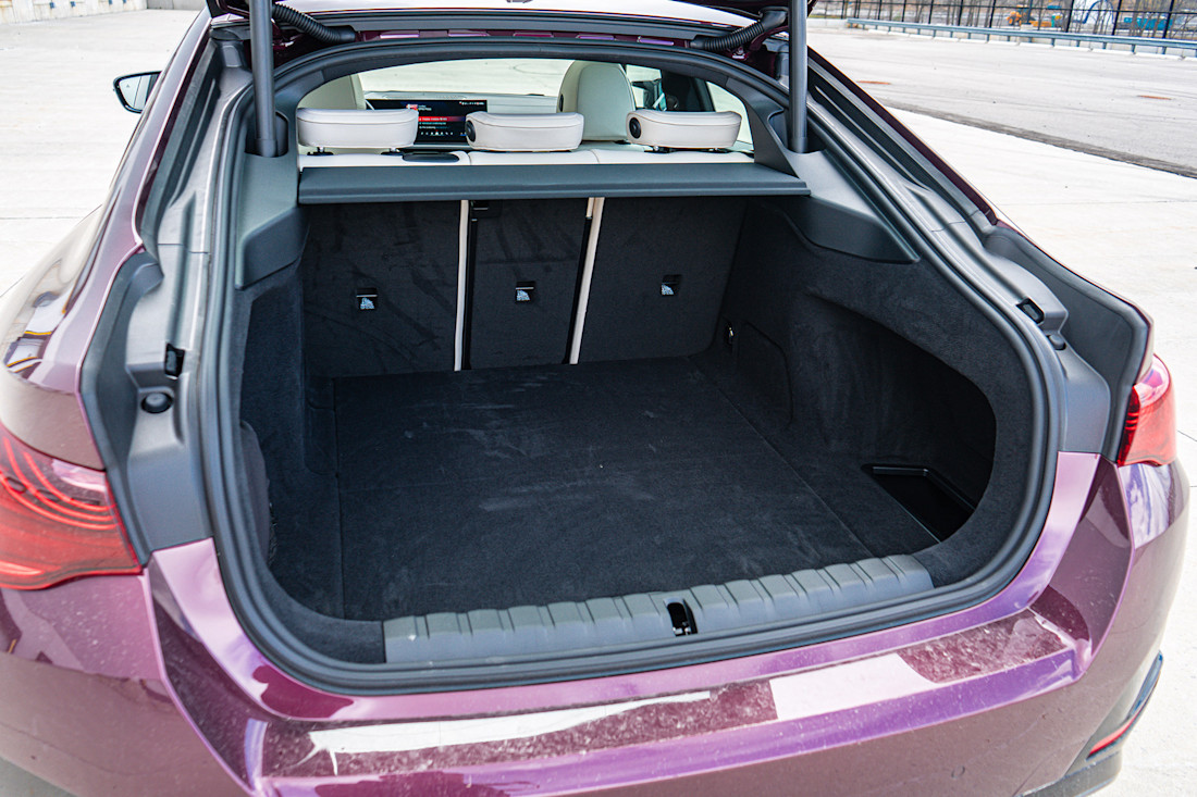 2026 BMW i4 M60 - TD - KD - 260429 - 16.jpg