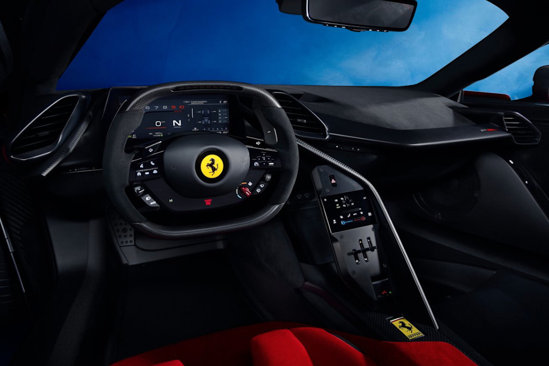 Ferrari-F80-2025-interior (3).jpg