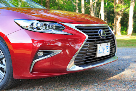 Editorial 2017 lexus es 300h 07 ew