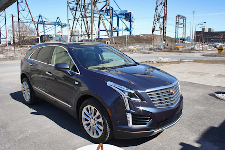 Editorial 2018 cadillac xt5 awd platinum 01 db