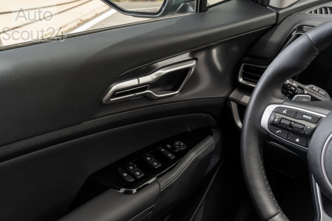 KIA SPORTAJE PHEV_020(1).jpg