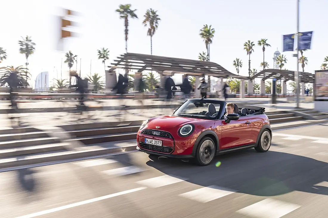 BEBE20250605 Research cabrio 04