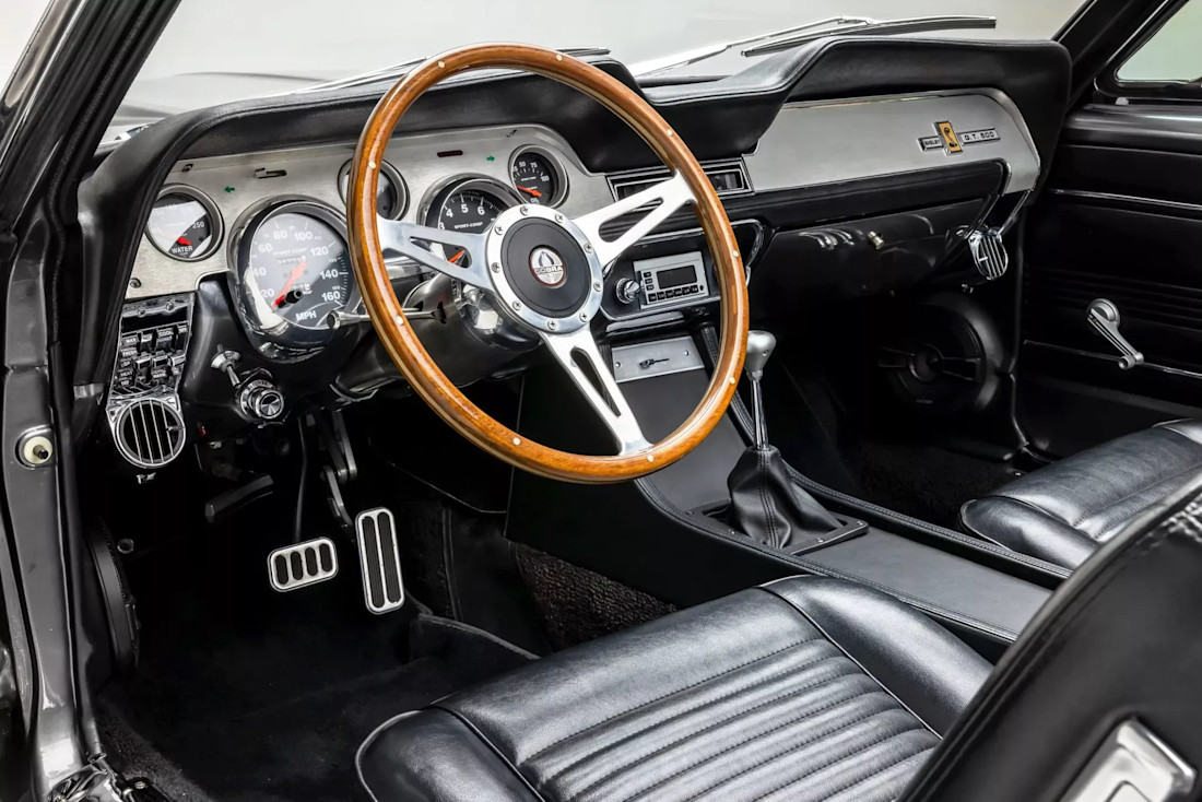 Ford-Mustang-Eleanor-Convertible-interior (1).jpg