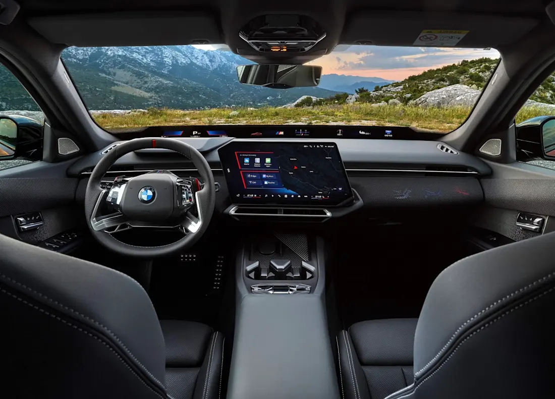 BMW 350 xDrive (G50) Innenraum