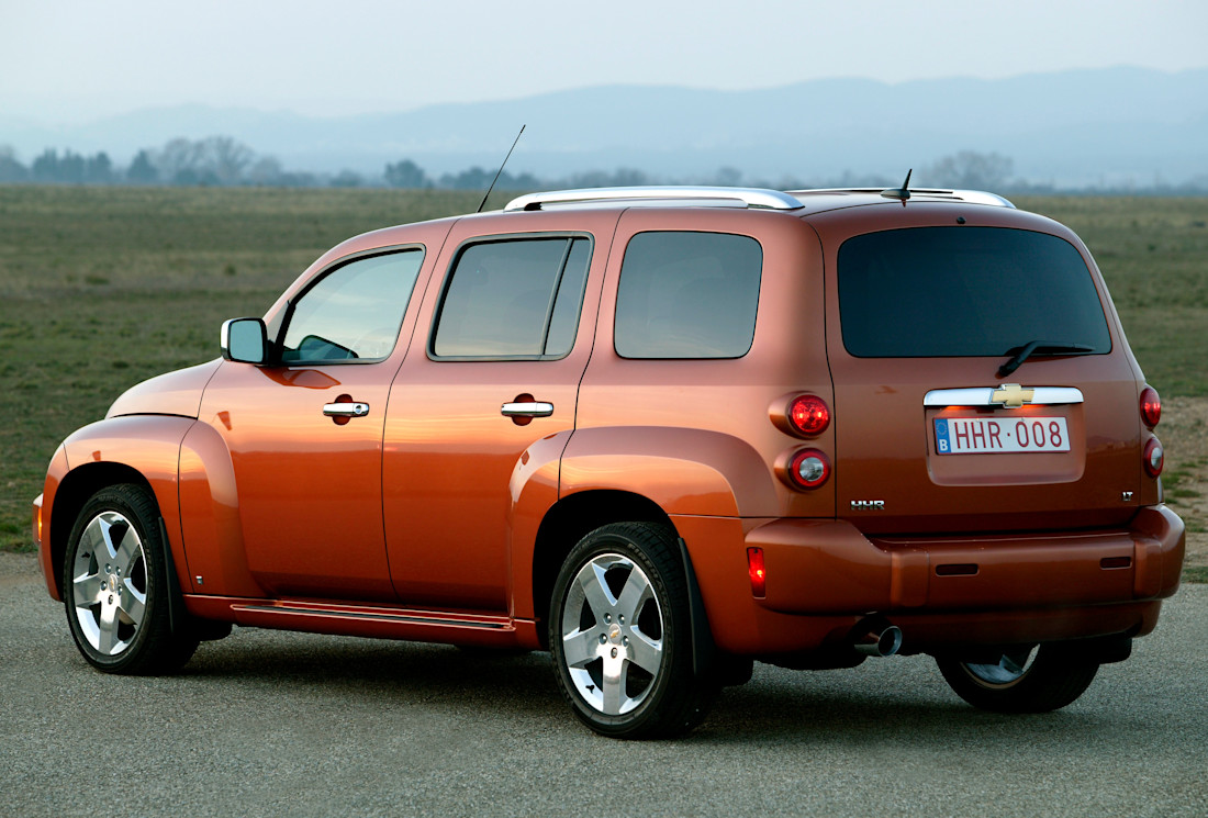 chevrolet-hhr-back
