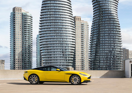 Editorial 2020 aston martin db11 v8 coupe 06 jw