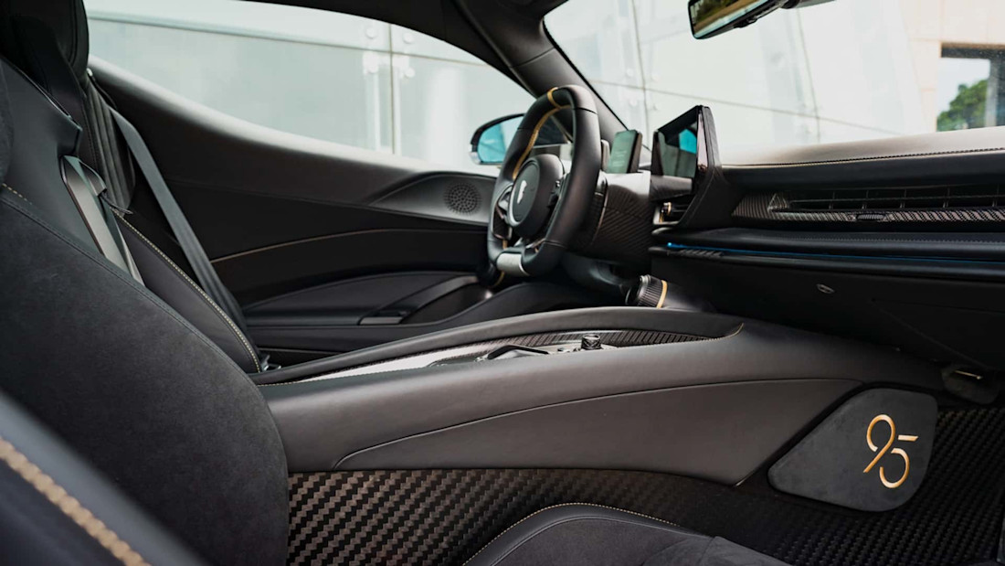 pininfarina-battista-novantacinque-2025-interior (3).jpg