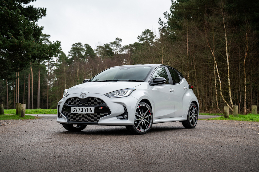 Recensione Toyota Yaris: com’è fatta, pro e contro