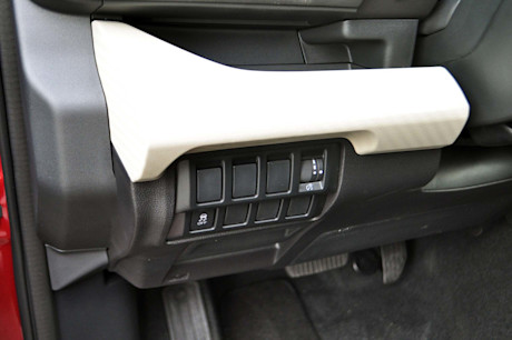 Editorial 06 2020 subaru ascent convenience 18 mb
