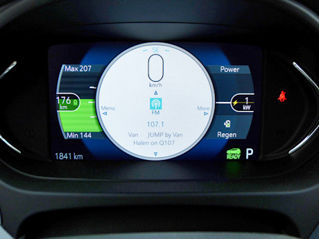 Editorial 2017 chevrolet bolt ev premier 17 jb