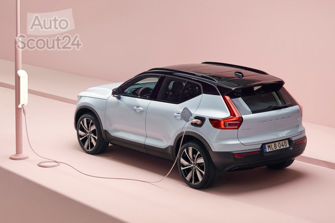 Volvo se enchufa por completo