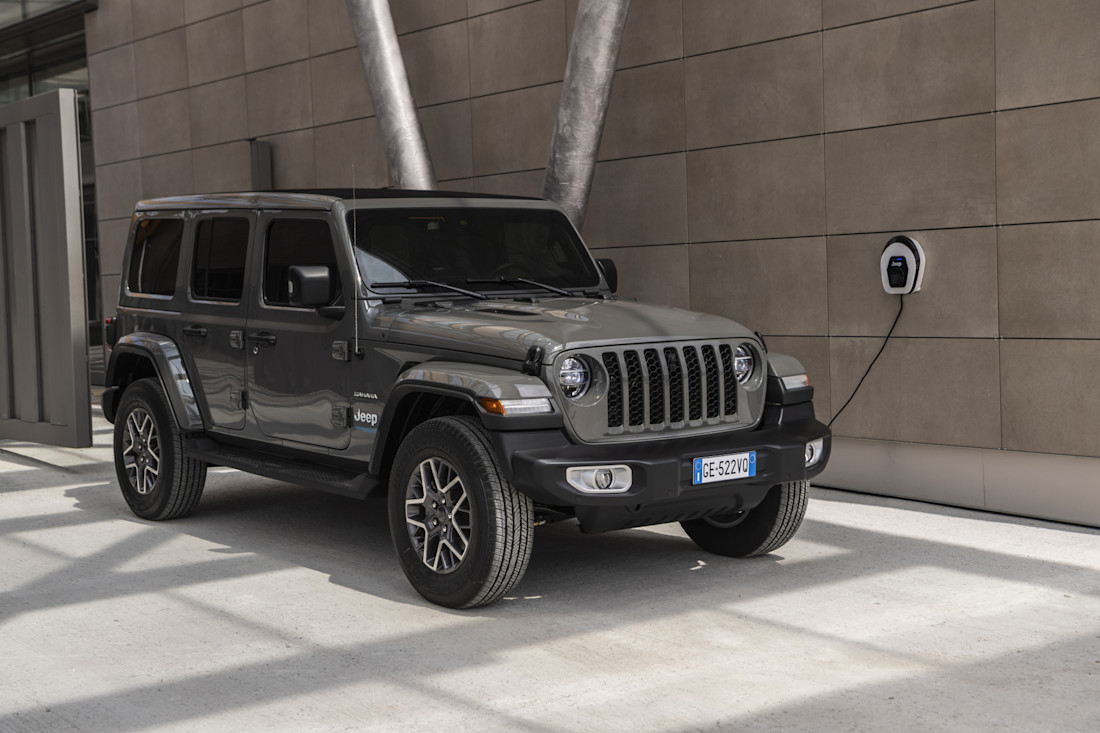JeepWranglerSahara4xe