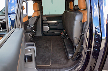 Ford F-150 4x4 Platinum 2021 : essai routier Body Image