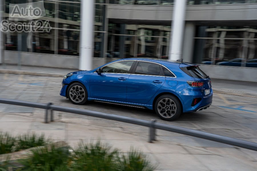 KIA CEED_031(1).jpg