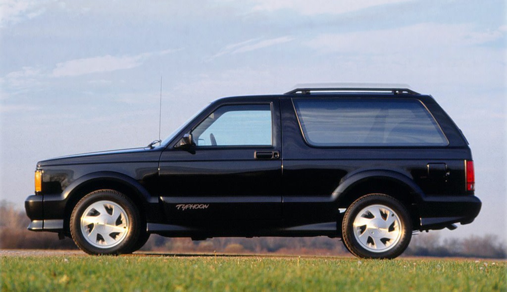 gmc-typhoon-side