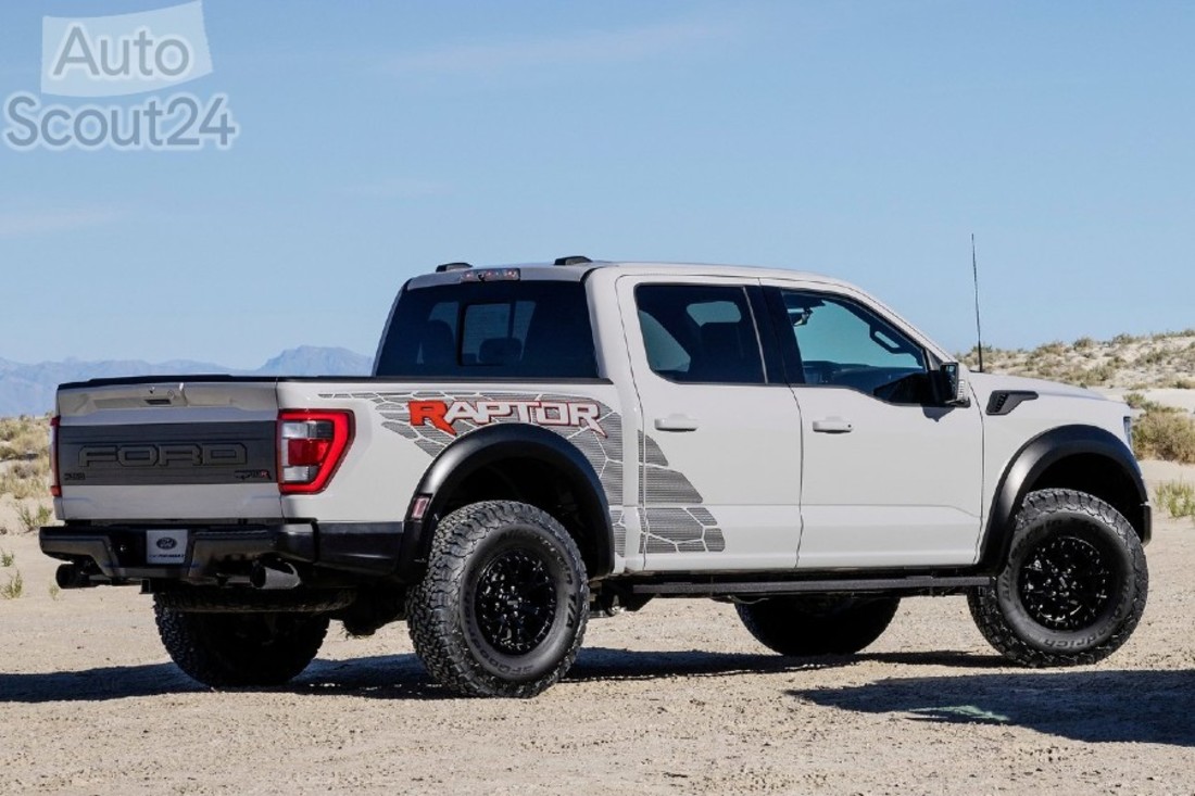 Ford-F-150_Raptor_R-2023-1280-0e.jpg