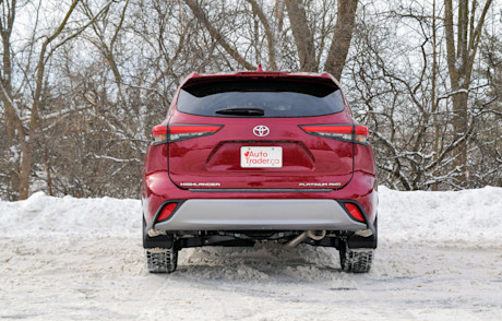 Editorial 2022 toyota highlander limited 05 sha
