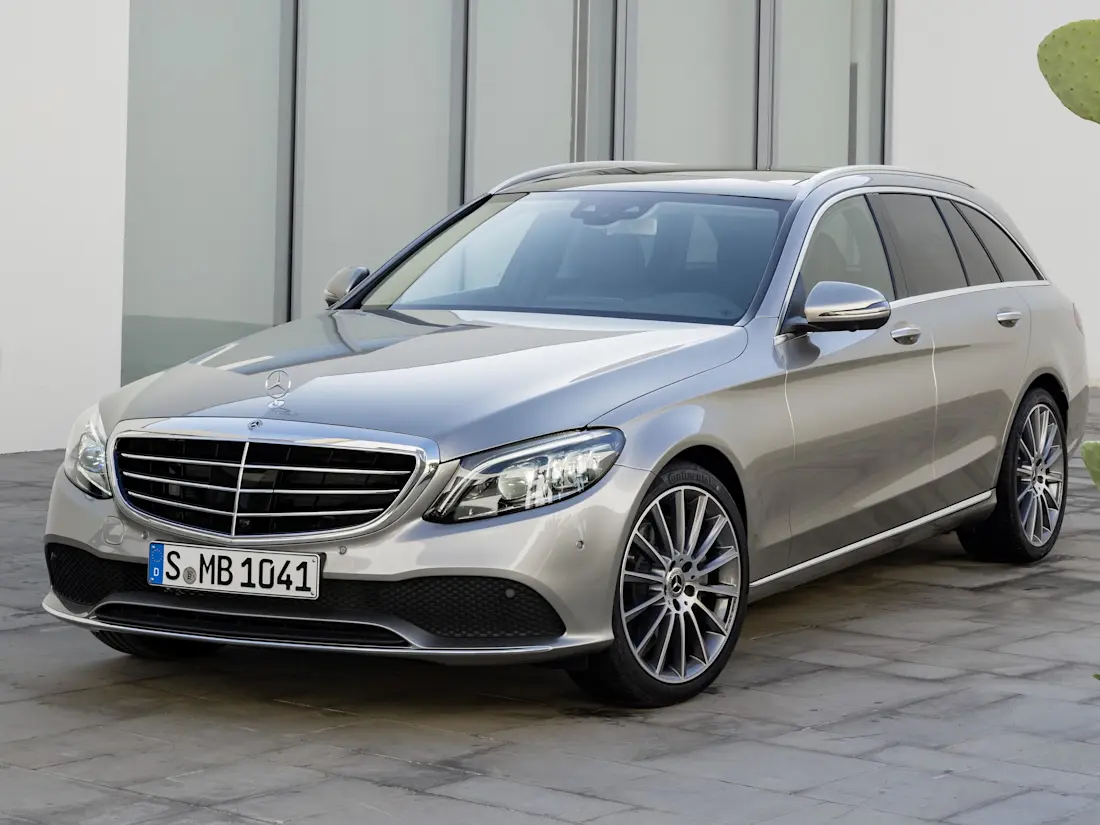 Mercedes-Benz-C-Class Estate-2019-wallpaper