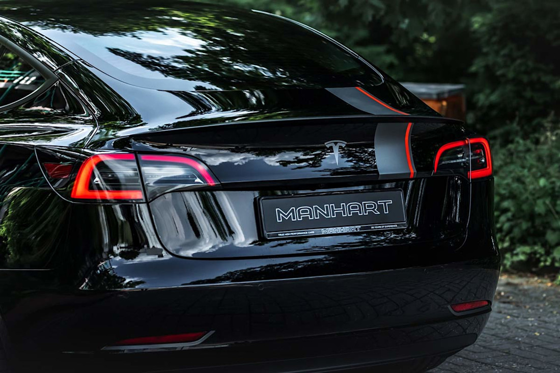 Tesla model 3 tuneado Manhart (12).jpg
