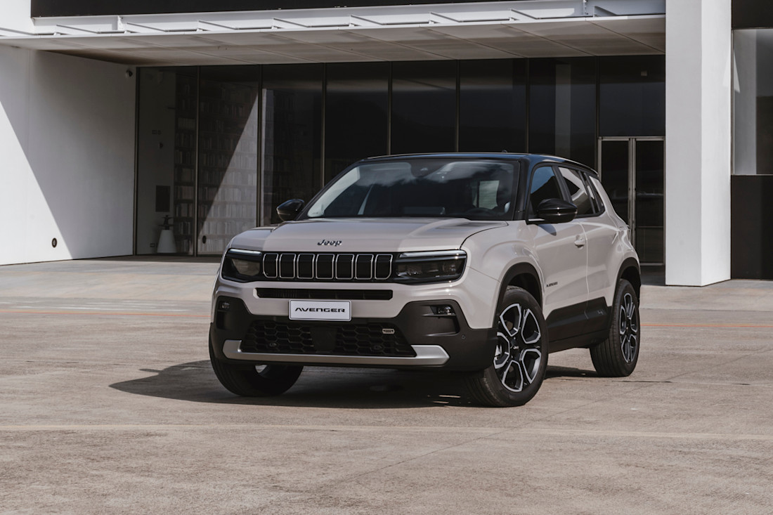 Jeep-avenger-4xe-2024 (5).jpg