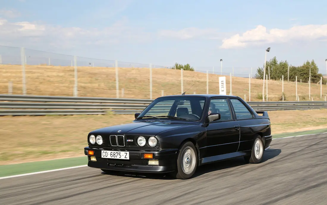 BMW-M3-E30 (5)