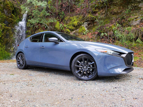 Editorial 2019 mazda3 sport awd 02 sw
