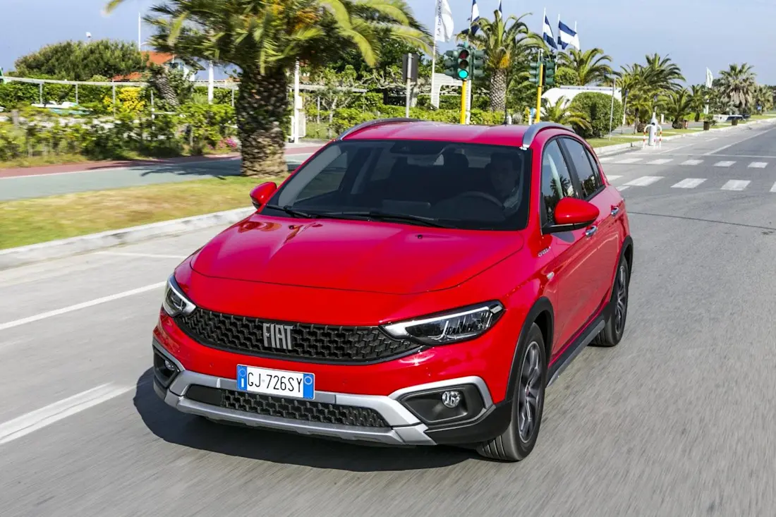 fiat-tipo-hybrid-2022-21-3