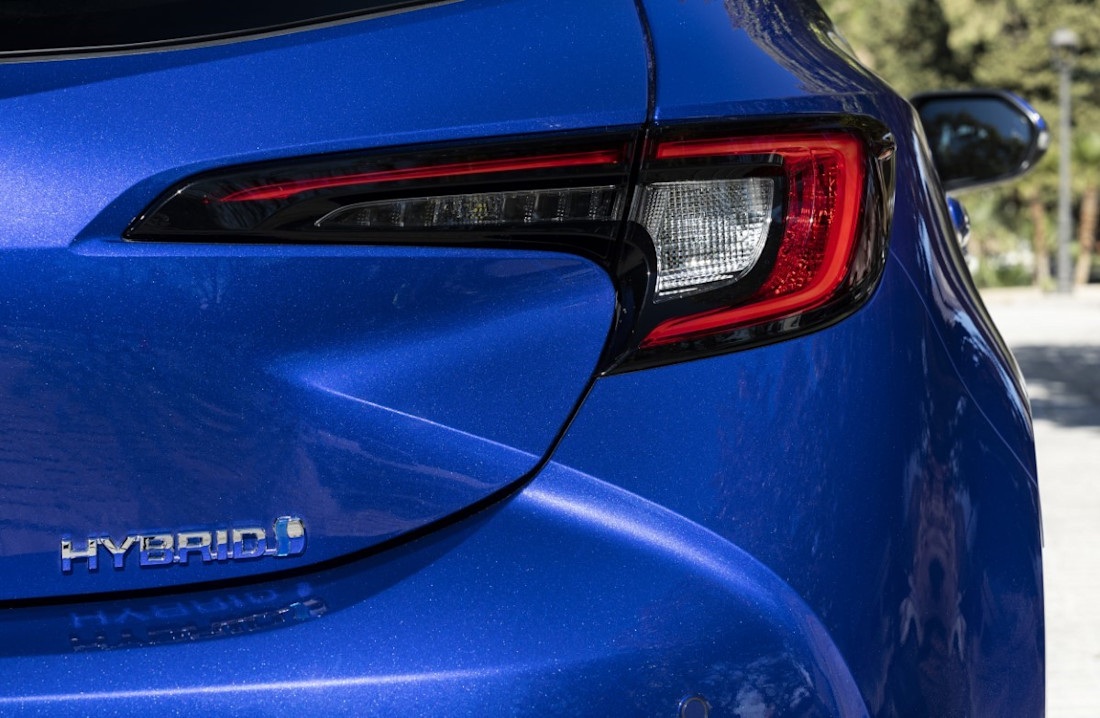 2023-COROLLA-Hatchback-DPL-36