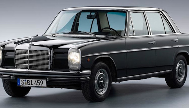 Mercedes-Benz 230