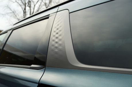 Kia Carnival Hybride SX+ 2025 : essai routier Image