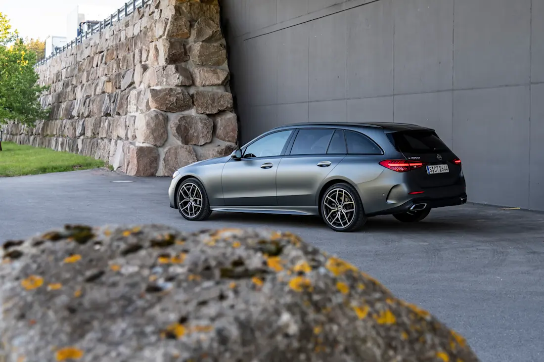 Mercedes C 200 d (2022) statisch, achteraanzicht Mercedes C 200 d (2022) statisch, achteraanzicht