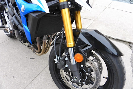 Editorial 10 jb 2015 suzuki gsx s750za