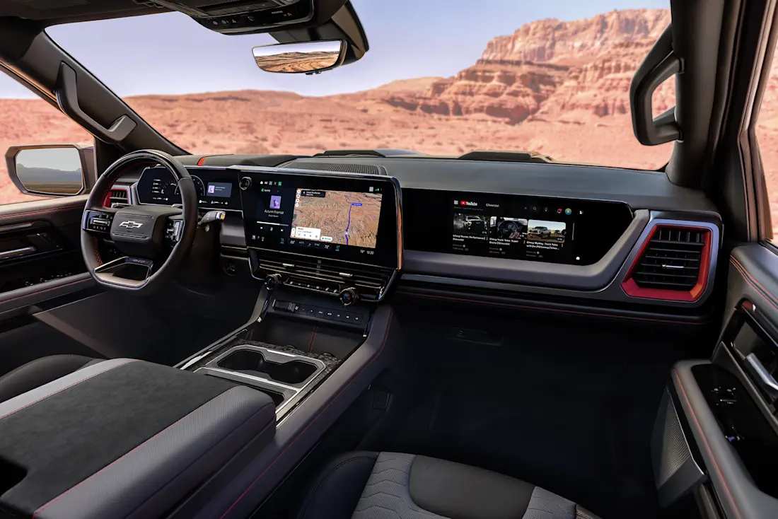 MY27 Chevrolet Silverado ZR2 Interior