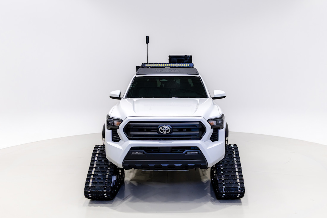2026 Toyota 4Runner Snowrunner Concept - NF - DI - 261027 - 18.jpg