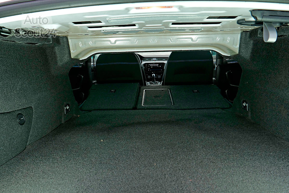 Prueba VW Passat GTE 2021 Ruben Fidalgo (27).jpg