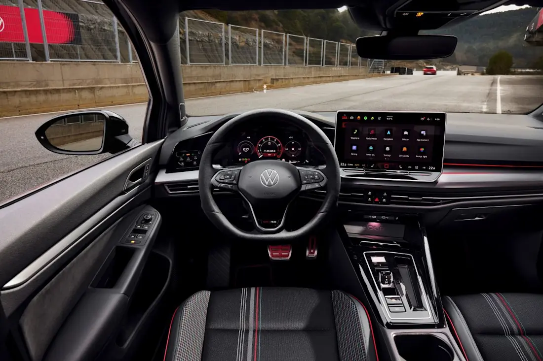 Volkswagen Golf GTI 50