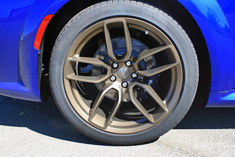 Dodge Charger Widebody Hellcat et Scat Pack 2020 : essai routier Body Image