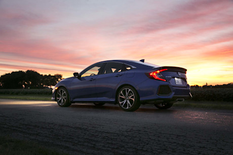 Editorial 2017 honda civic si sedan 08 jw