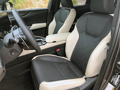 Editorial 2022 lexus nx 350 10 pb