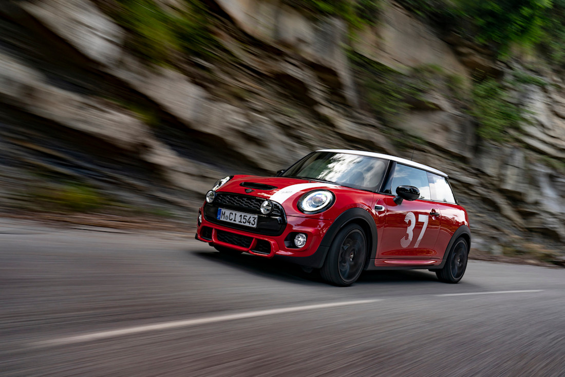 Mini Hopkirk Edition eert overwinning Monte Carlo rally in 1964