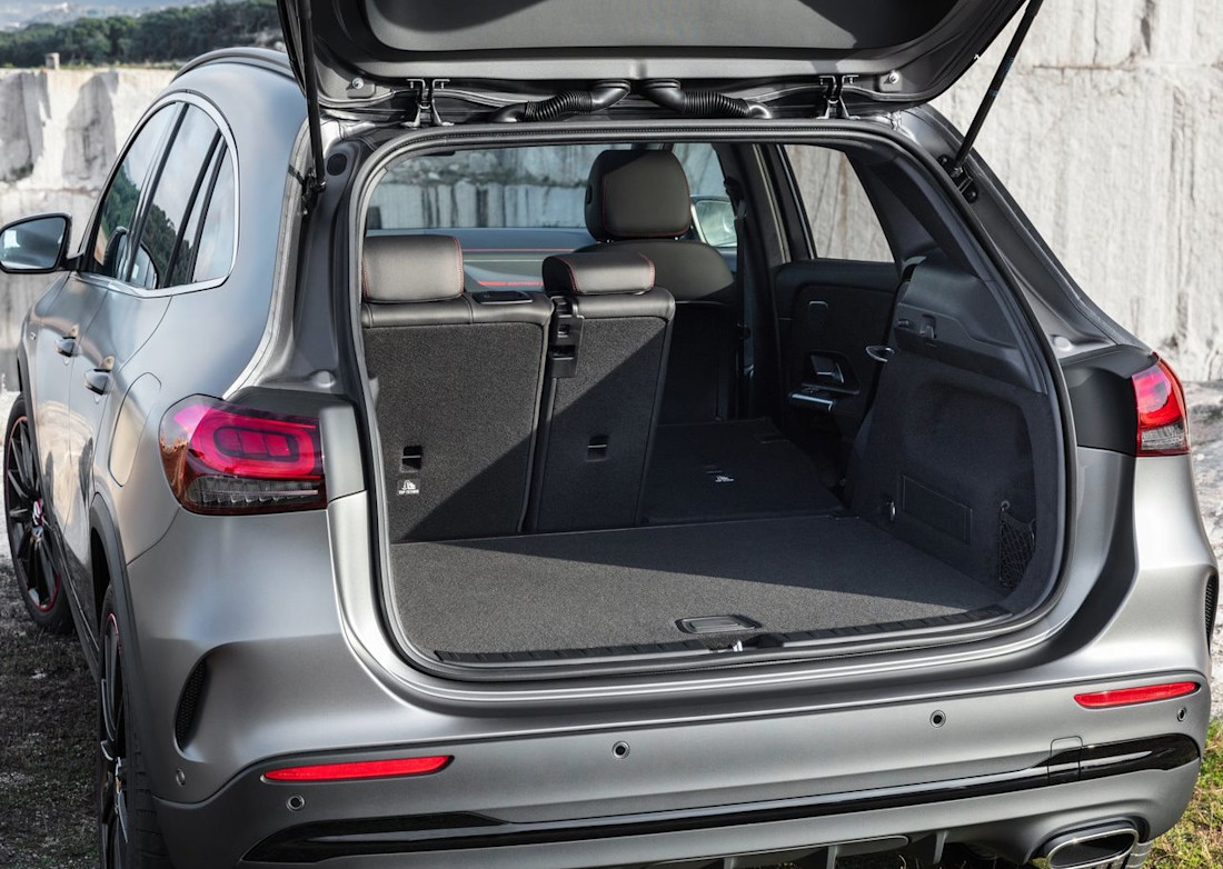 Mercedes-Benz-GLA-2021-1280-28.jpg