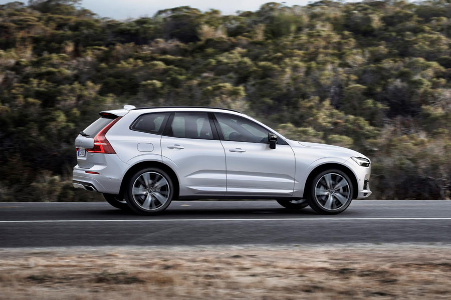 Volvo XC60 (4).jpg