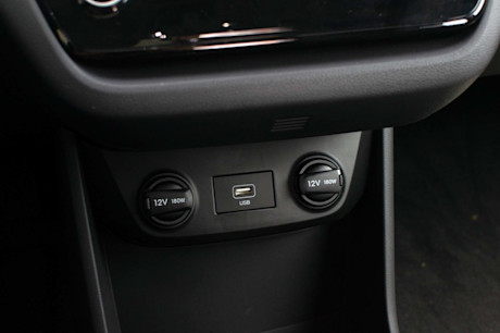 Editorial 2020 hyundai ioniq electric ultimate 29 sm