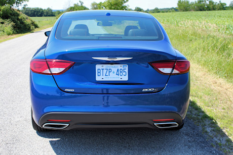Editorial 2015 chrysler 200s 36 awd pb 04 2104