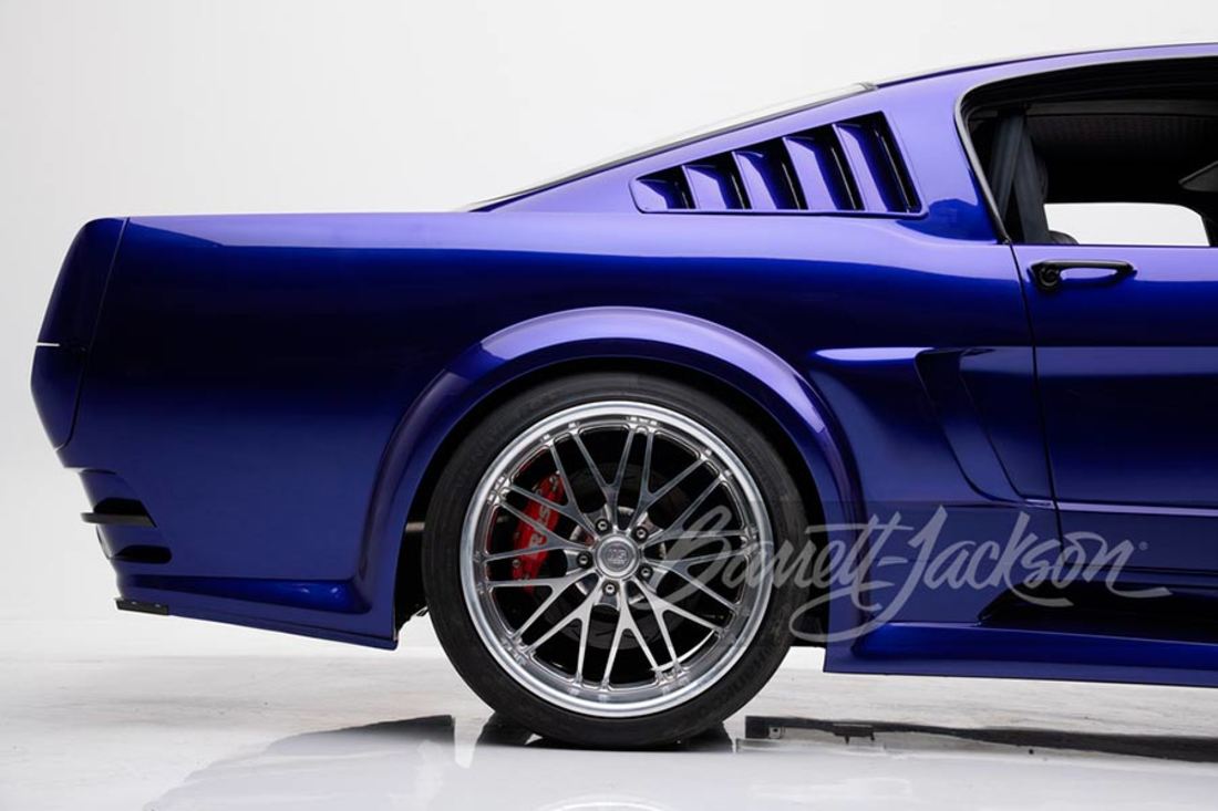 Ford-Mustang-1965-venom-restomod (12).jpg