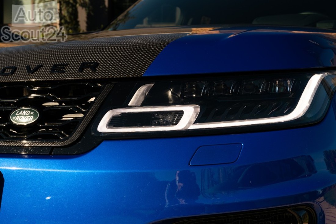 Jaguar-Land Rover SV - 3000px-27.jpg