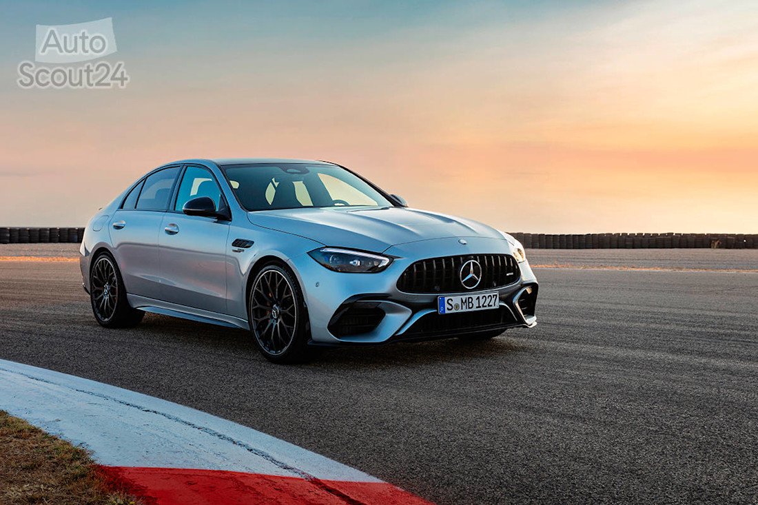 Mercedes-AMG C63 S EPerformance 2022 (21).jpg