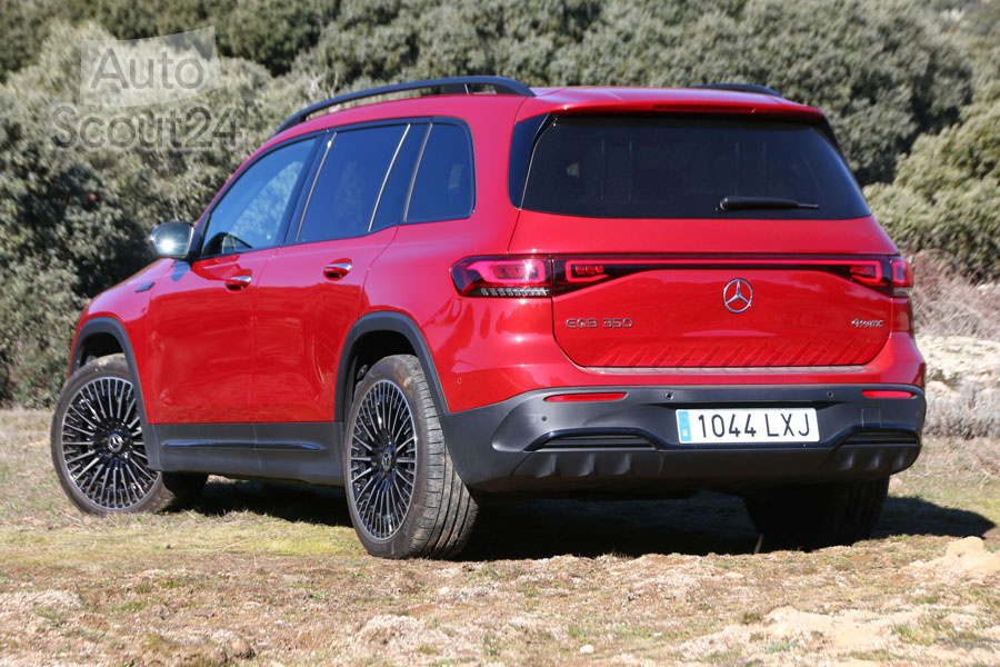 prueba-mercedes-benz-eqb-48.jpg