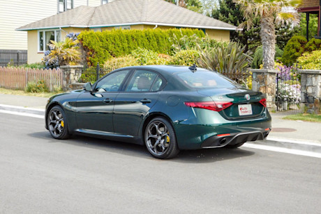 Editorial 2021 alfa romeo giulia ti sport awd 06 sh
