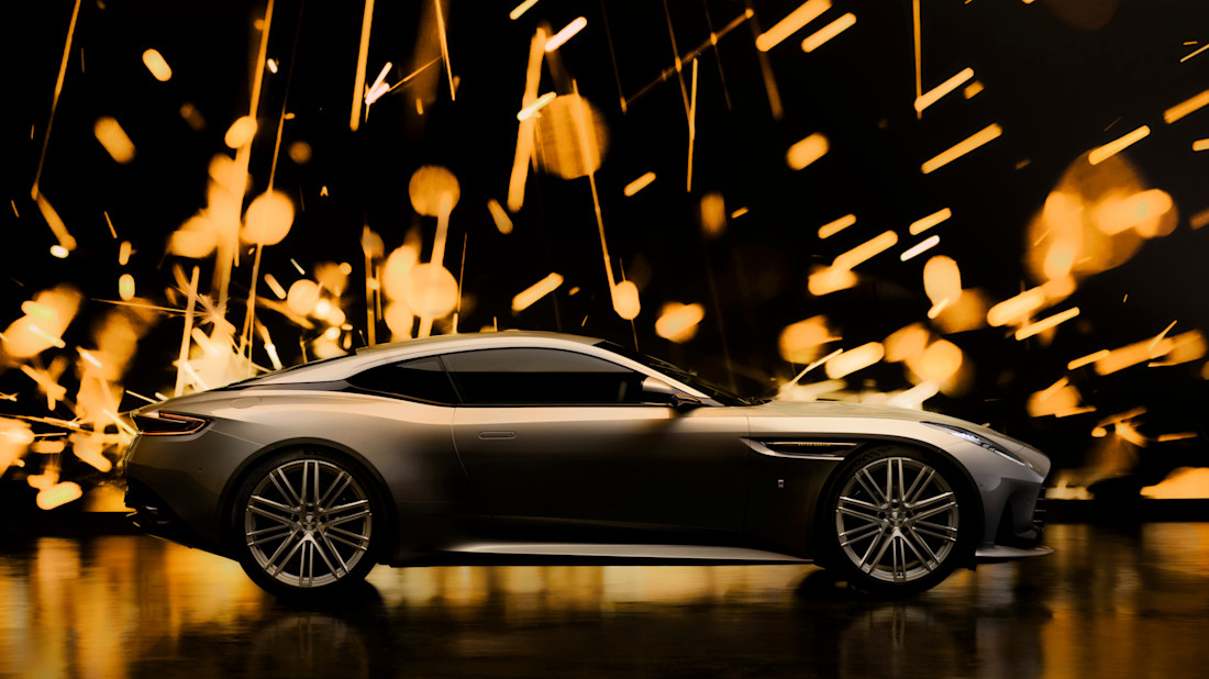 Aston-Martin-DB12-Goldfinger-Edition (5).jpg